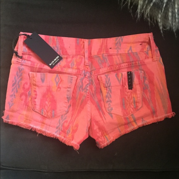 NWT Black Orchid Shorts 25